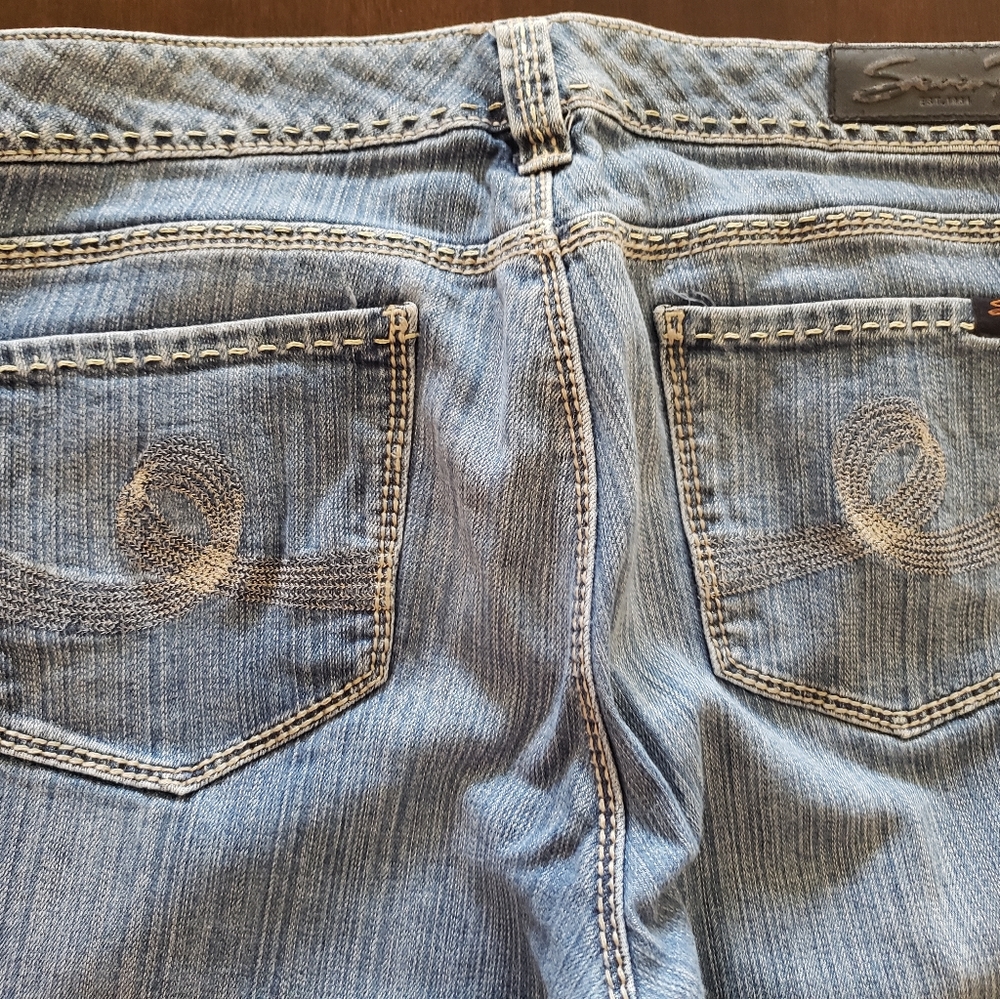 Seven jeans